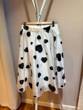 J. Crew collection White Skirt with Black Heart Print size 2 brand new with tag